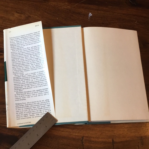 SIGNED The Wolfgang Puck 1986 Vintage Cook Book Cookbook - Picture 4 of 14